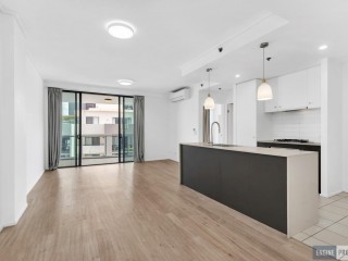 2 BEDROOMS / 1 BATHROOM / 1 STANDARD CAR SPACE – UNFURNISHED